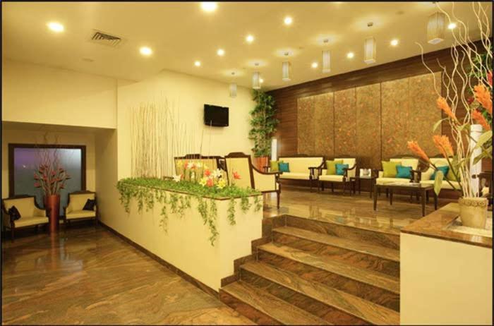 Hotel Utsav Deluxe Pune Dış mekan fotoğraf